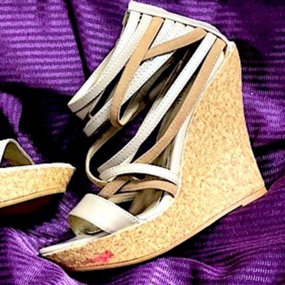 ➡️ !BOGO! ⬅️ Multi color- paten leather Straps w/ Heavy cork Wedge - Picture 7 of 7